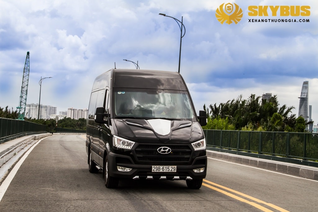 xe-limousine-di-thai-nguyen-ha-noi